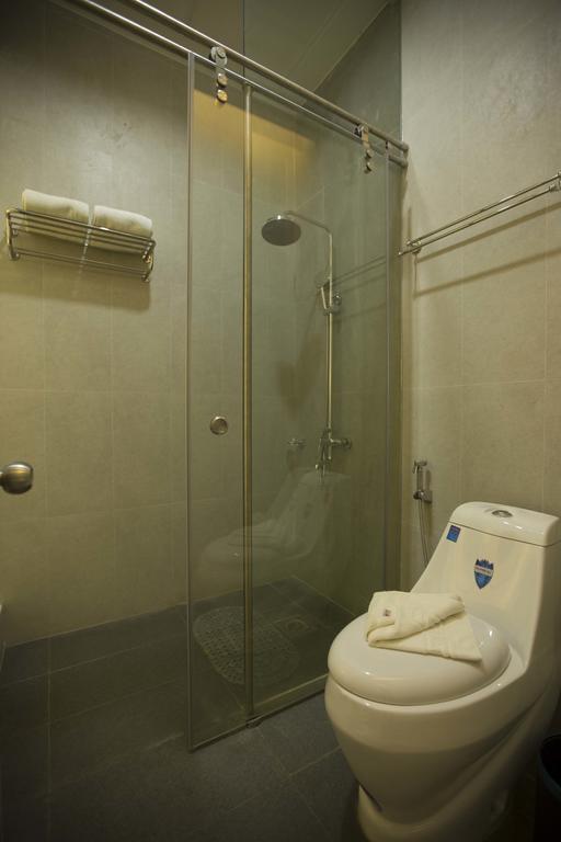 The Lucky 9 Budget Hotel Tagum Buitenkant foto