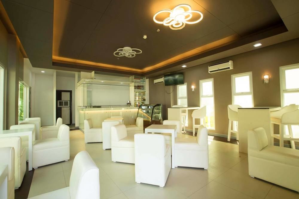 The Lucky 9 Budget Hotel Tagum Buitenkant foto